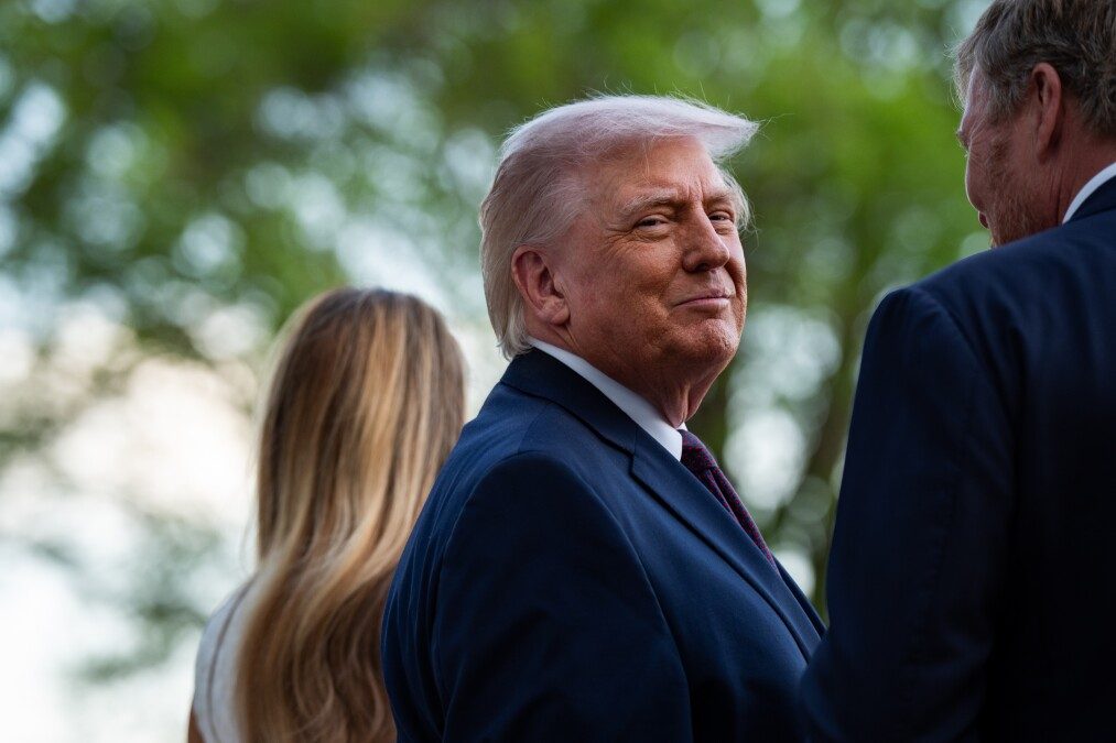 Trump Renews Pressure on Fed Leadership, Threatens to Fire Chair Powell